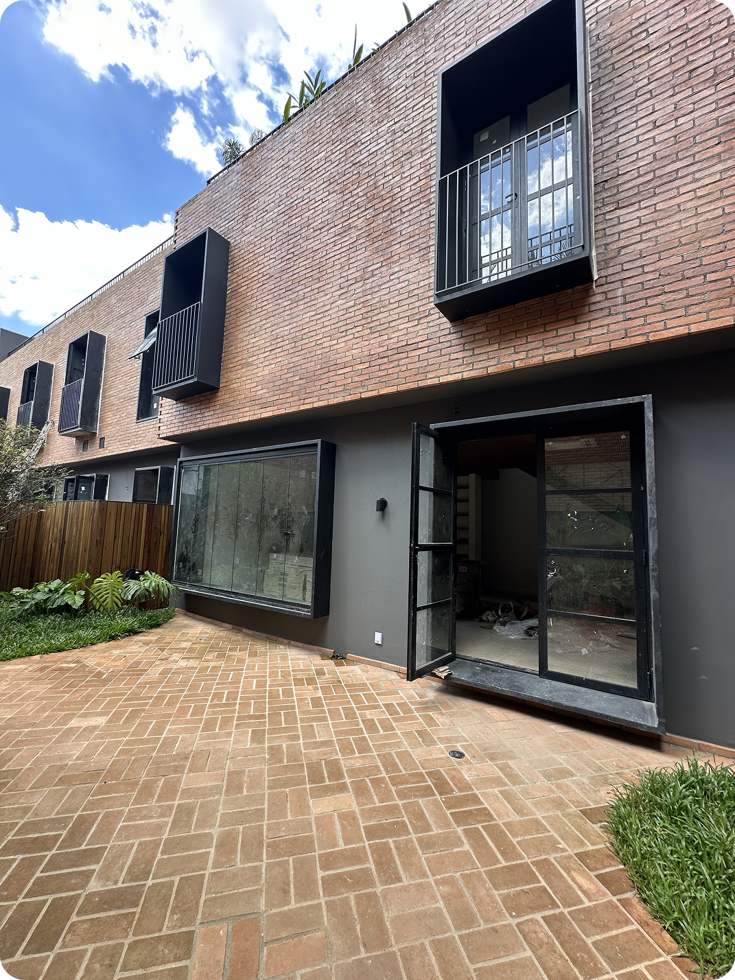 6323A479-4584-46B7-8E65-117D4A1A8797